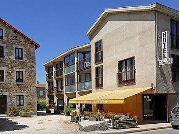 Logis Hotel Restaurant Des Voyageurs Le Malzieu-Ville Exteriér fotografie